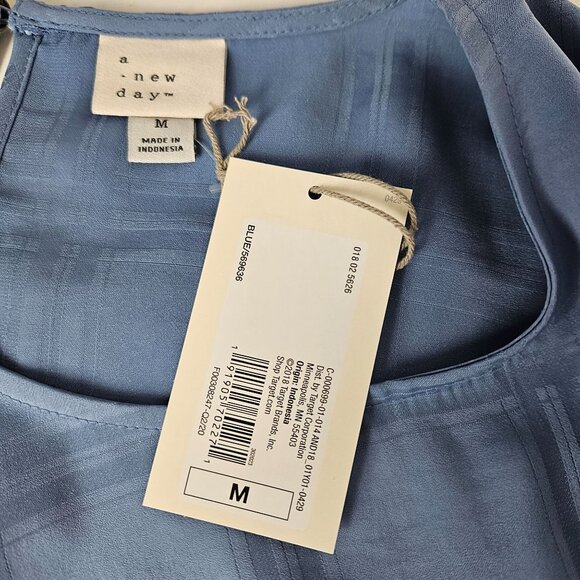 A New Day Womens Blue Houndstooth Blouse Size Medium Elegant Comfortable Casual - Picture 8 of 10